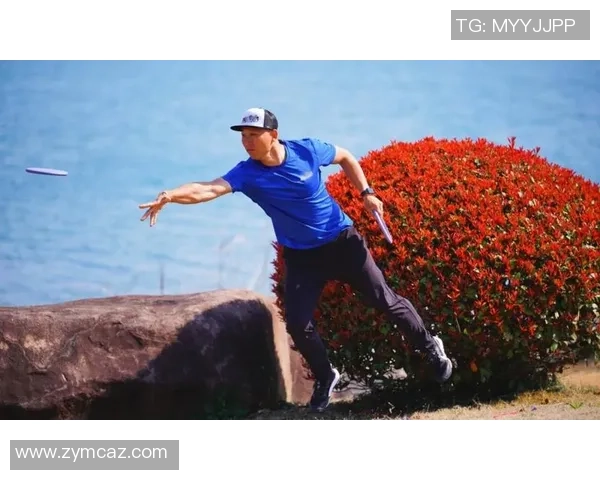 重庆飞盘队技术争议引发热议球员表现与战术分析成焦点 重庆飞盘队技术争议引发热议球员表现与战术分析成焦点